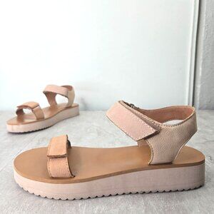 Madewell The Maggie Dad Sandals Size 6.5 Tan Leather Minimalist Casual Open Toe